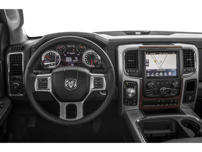2018 RAM 1500 Laramie Crew Cab 4x4 5'7' Box