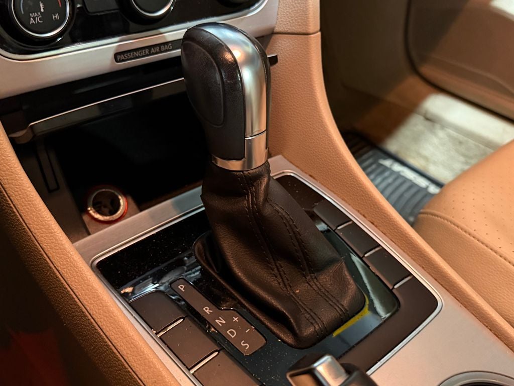 2013 Volkswagen Passat 2.5 SE