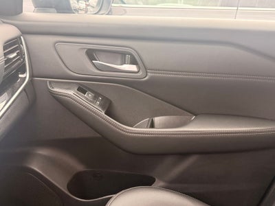 2026 Nissan Rogue SL