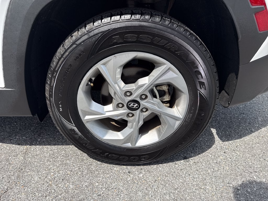 2023 Hyundai Tucson SE
