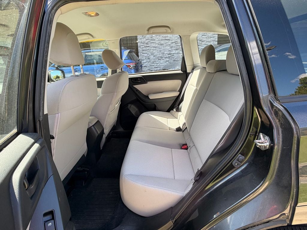 2015 Subaru Forester 2.5i
