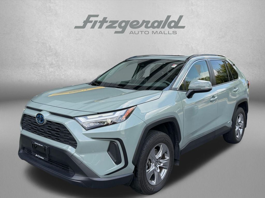 2022 Toyota RAV4 Hybrid XLE