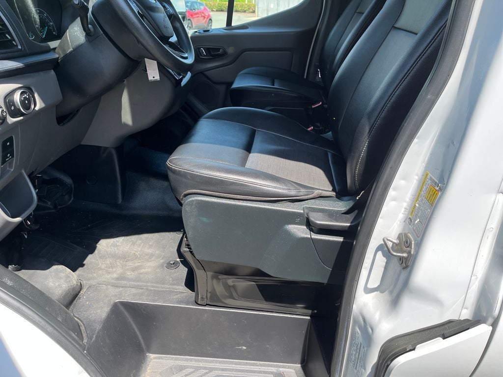 2023 Ford Transit Base