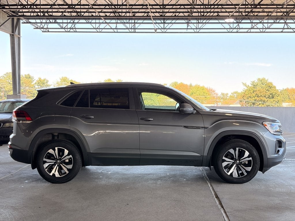 2024 Volkswagen Atlas Cross Sport 2.0T SE