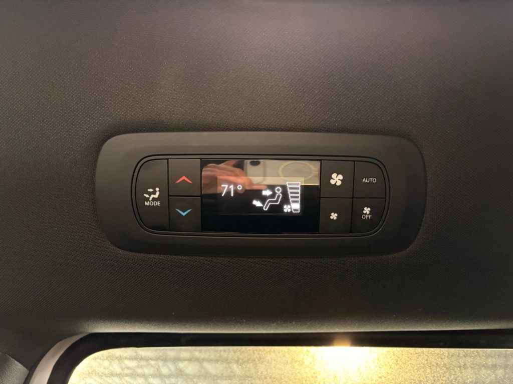 2024 Chrysler Pacifica Touring