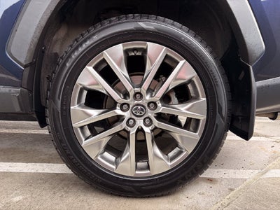 2020 Toyota RAV4 XLE Premium