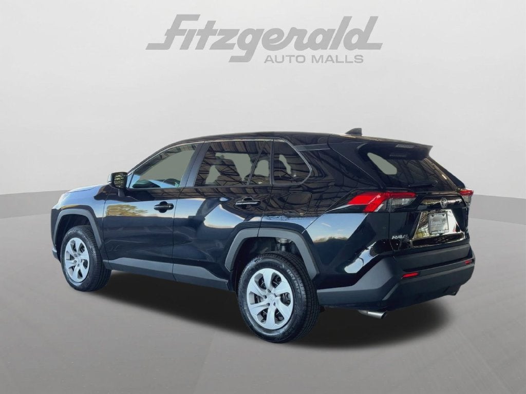 2025 Toyota RAV4 LE
