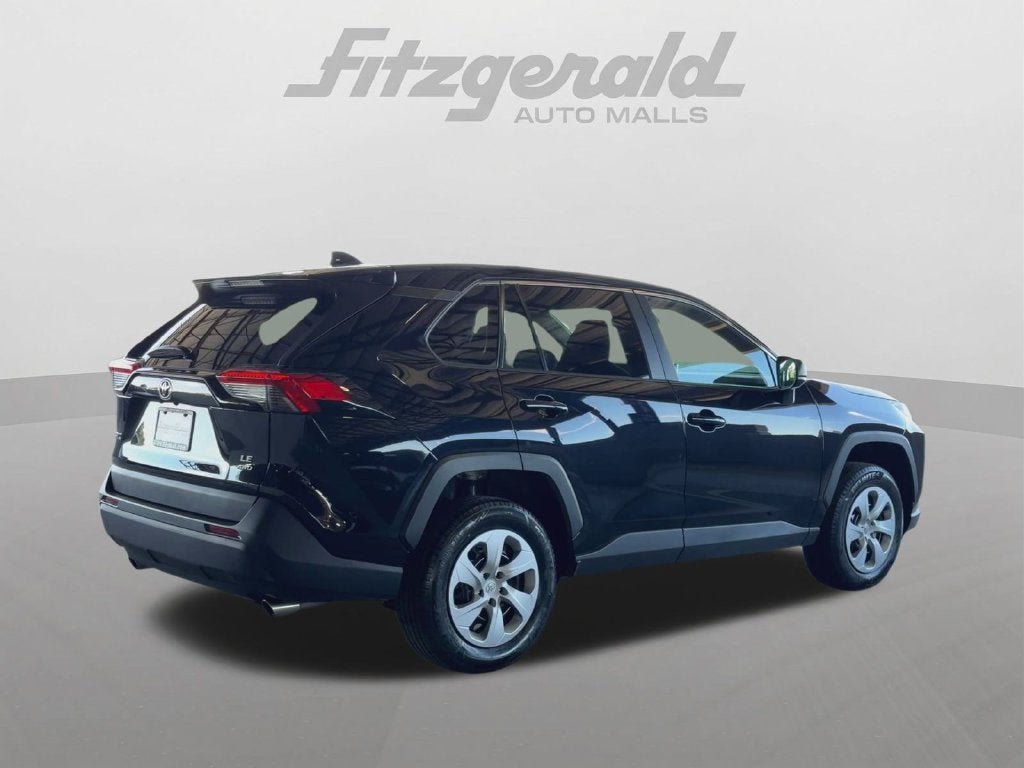 2025 Toyota RAV4 LE