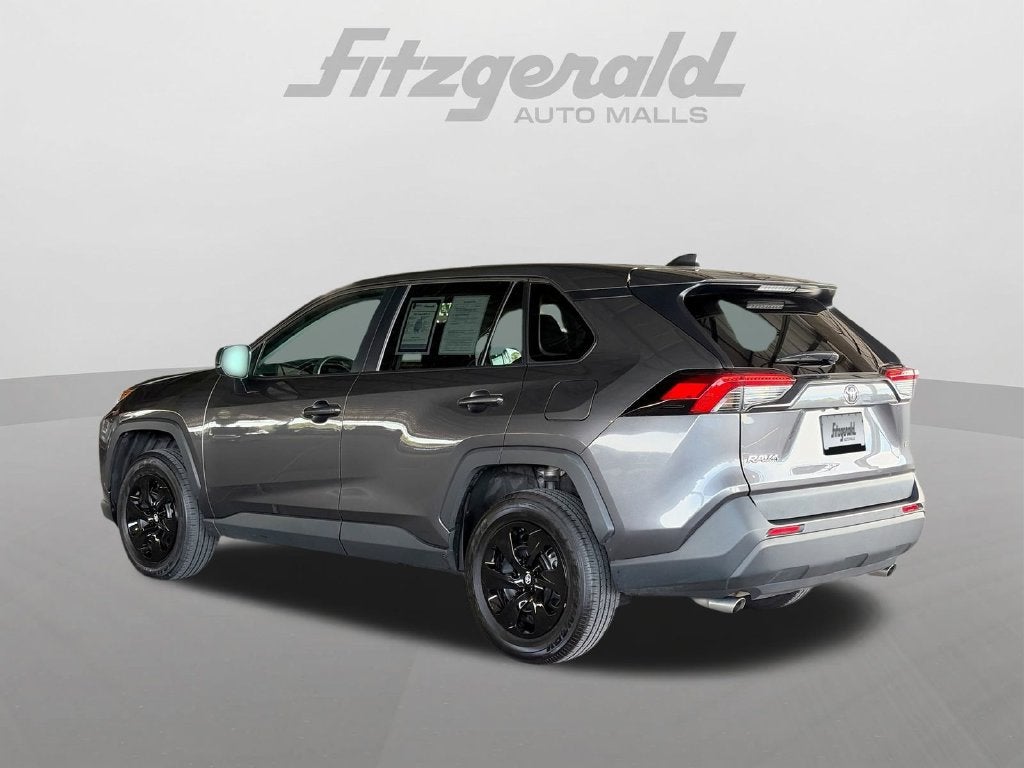 2025 Toyota RAV4 LE