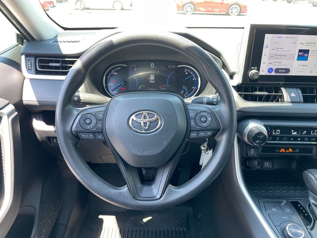 2024 Toyota RAV4 HYBRID LE