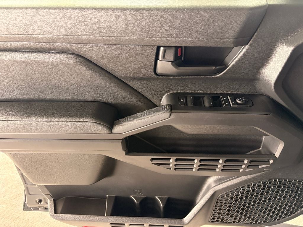 2025 Toyota TACOMA SR SR