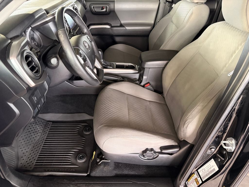 2022 Toyota TACOMA SR5 SR5