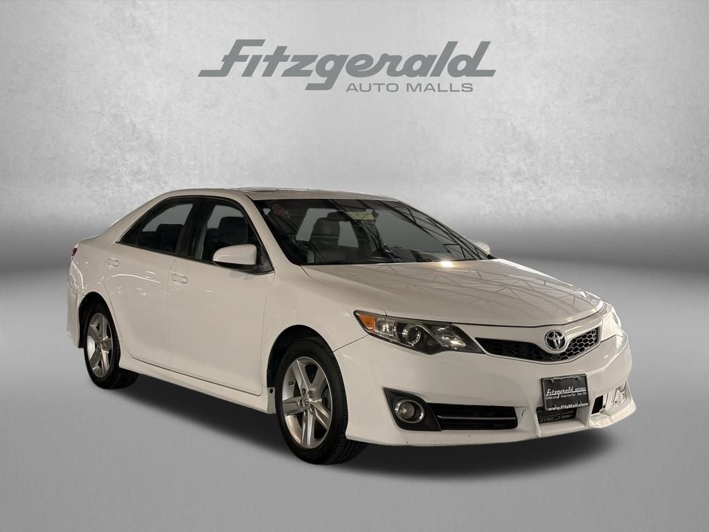 2014 Toyota CAMRY SE