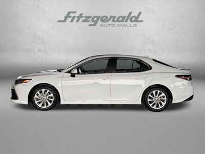 2024 Toyota CAMRY LE