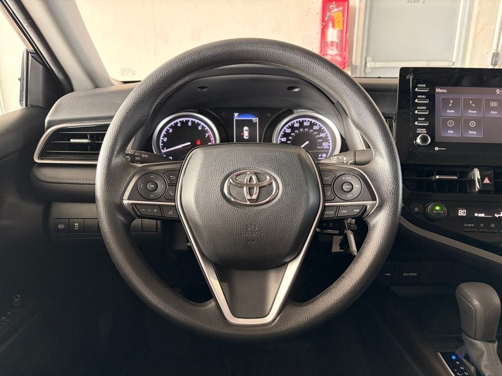2022 Toyota CAMRY LE