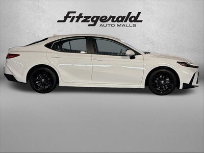 2025 Toyota CAMRY SE