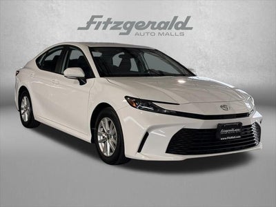 2025 Toyota CAMRY LE