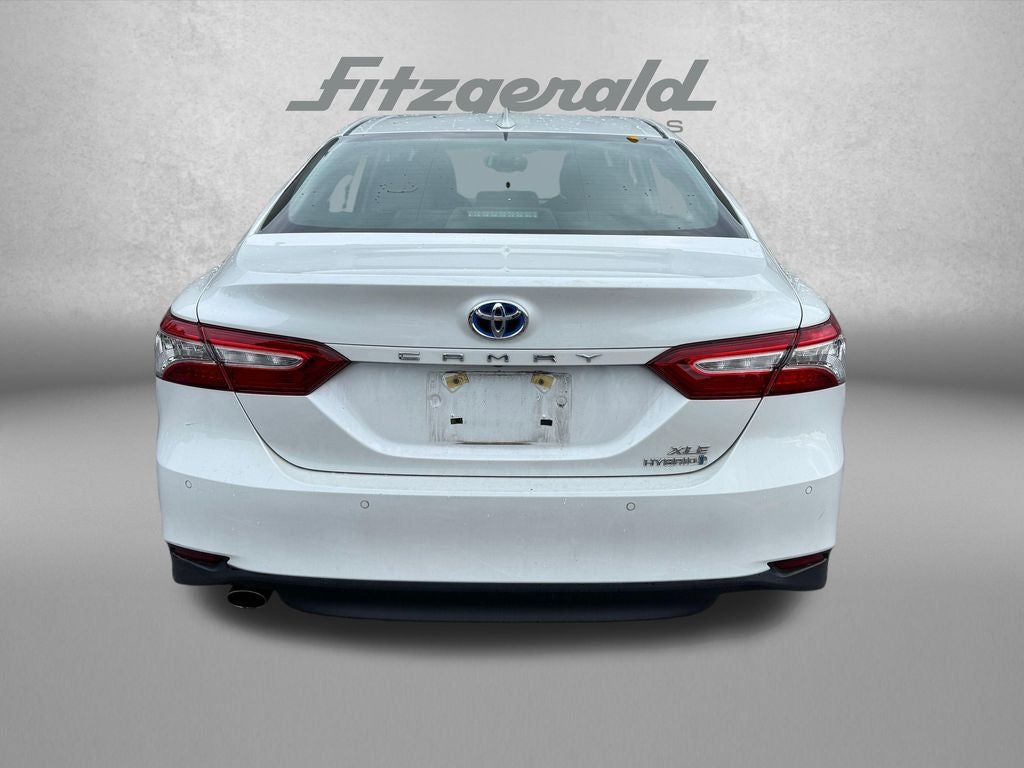 2020 Toyota Camry Hybrid XLE