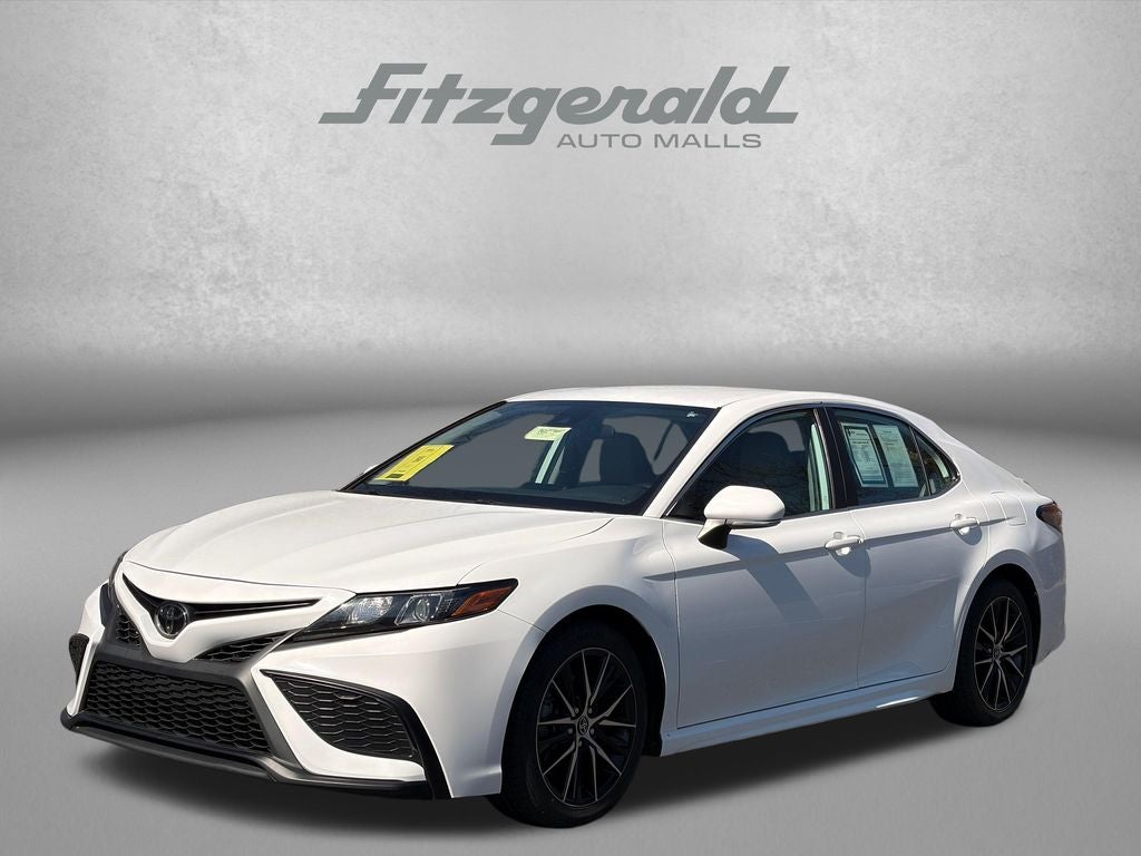 2023 Toyota CAMRY SE