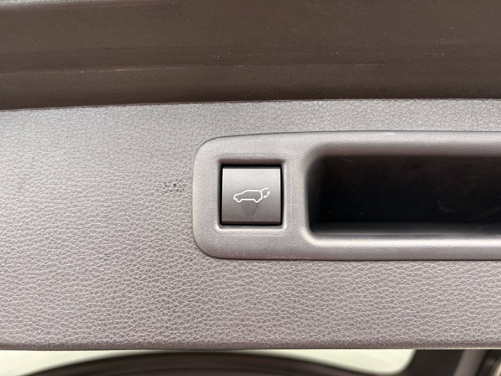 2025 Toyota Highlander Hybrid XLE