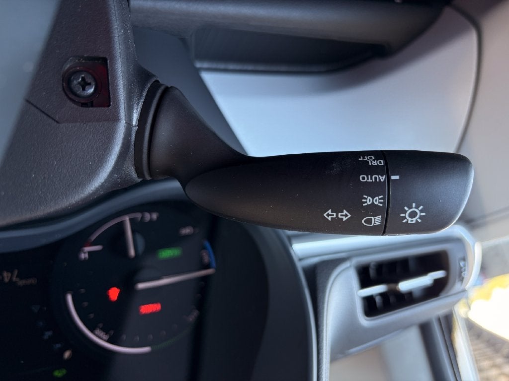 2025 Toyota Sienna LE 8 Passenger