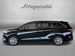 2025 Toyota Sienna LE 8 Passenger