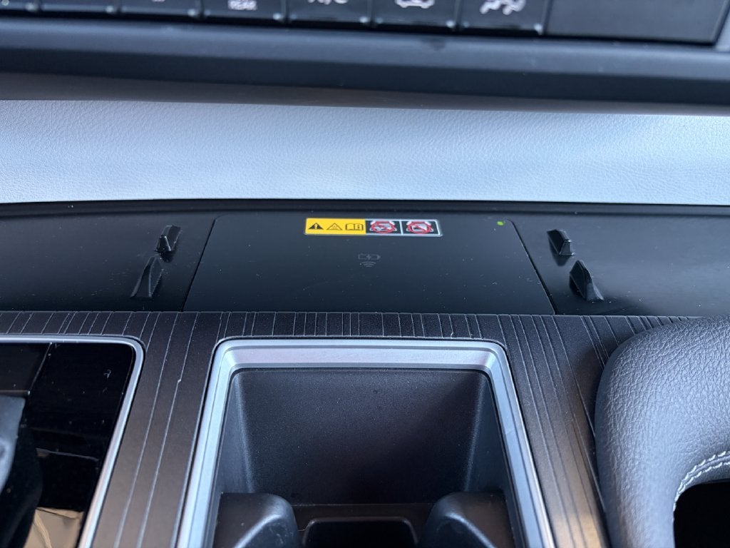 2025 Toyota Sienna LE 8 Passenger