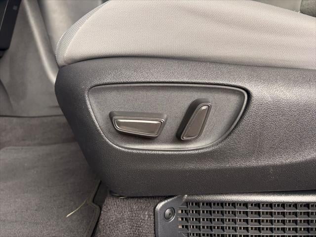 2026 Toyota Sienna LE 8 Passenger