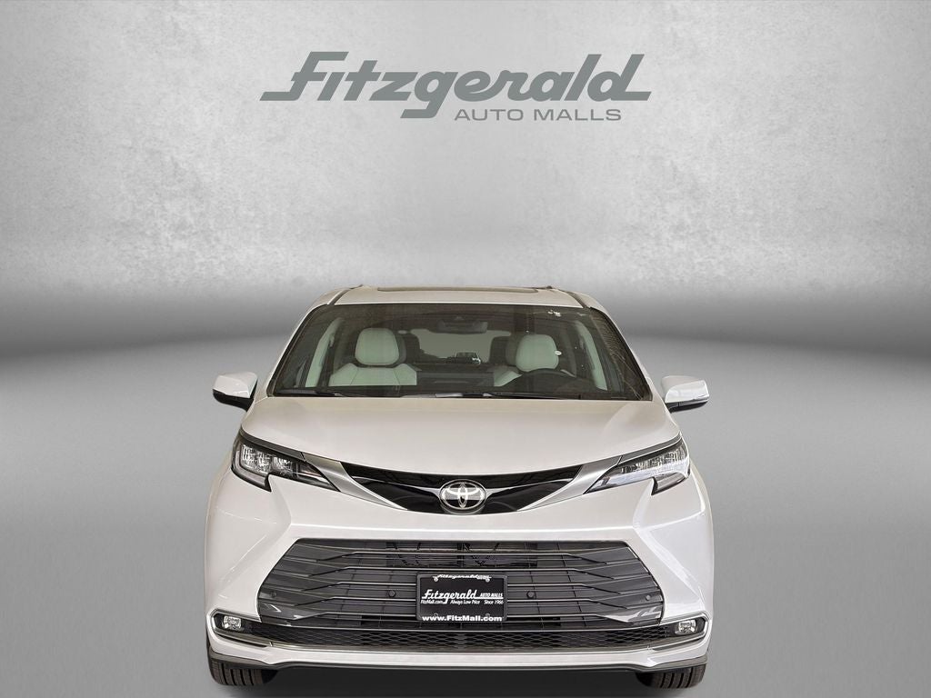 2026 Toyota SIENNA LTD AWD Limited 7 Passenger