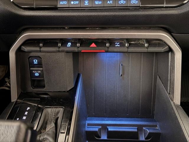 2023 Toyota TUNDRA 4X4 SR5