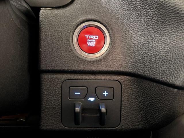 2023 Toyota TUNDRA 4X4 SR5