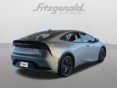 2025 Toyota Prius LE