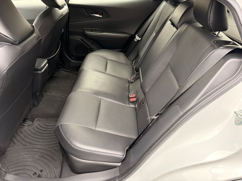 2024 Toyota PRIUS XLE