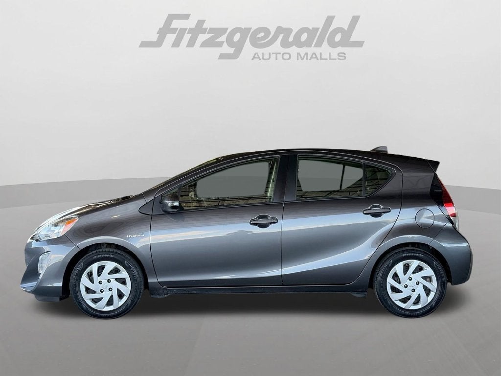 2015 Toyota PRIUS c Two