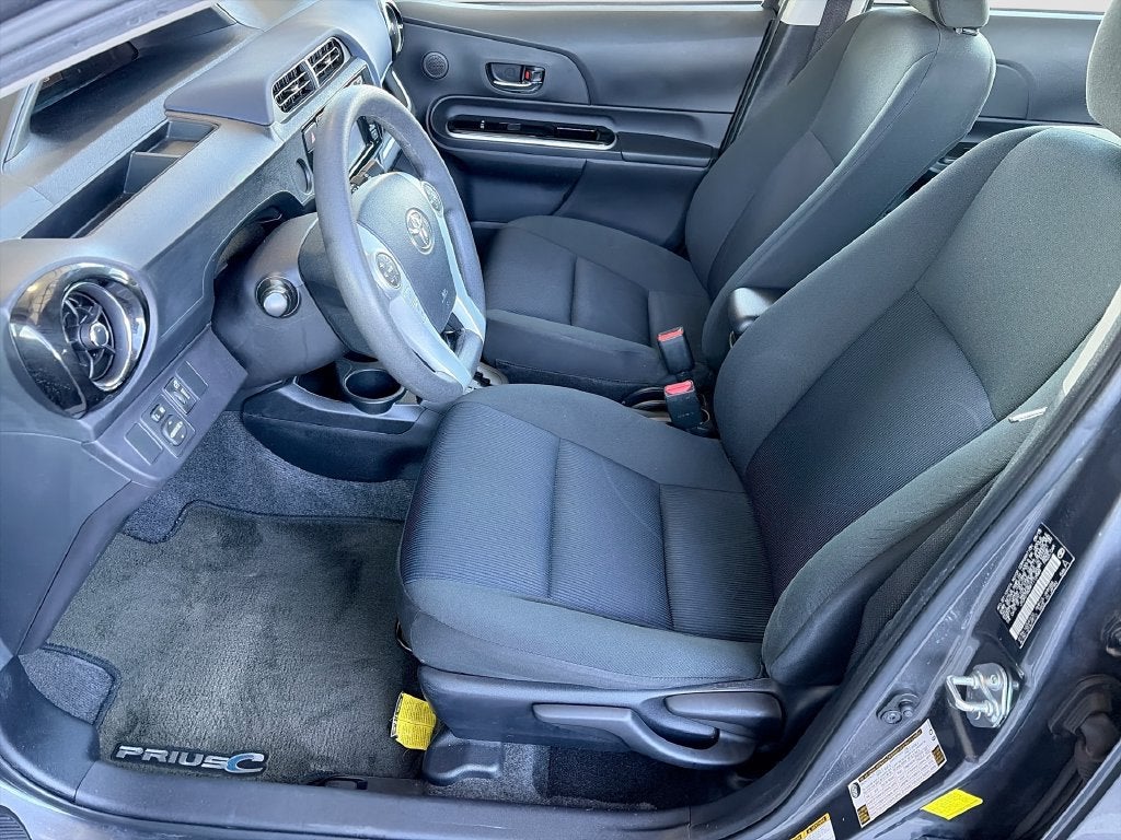 2015 Toyota PRIUS c Two