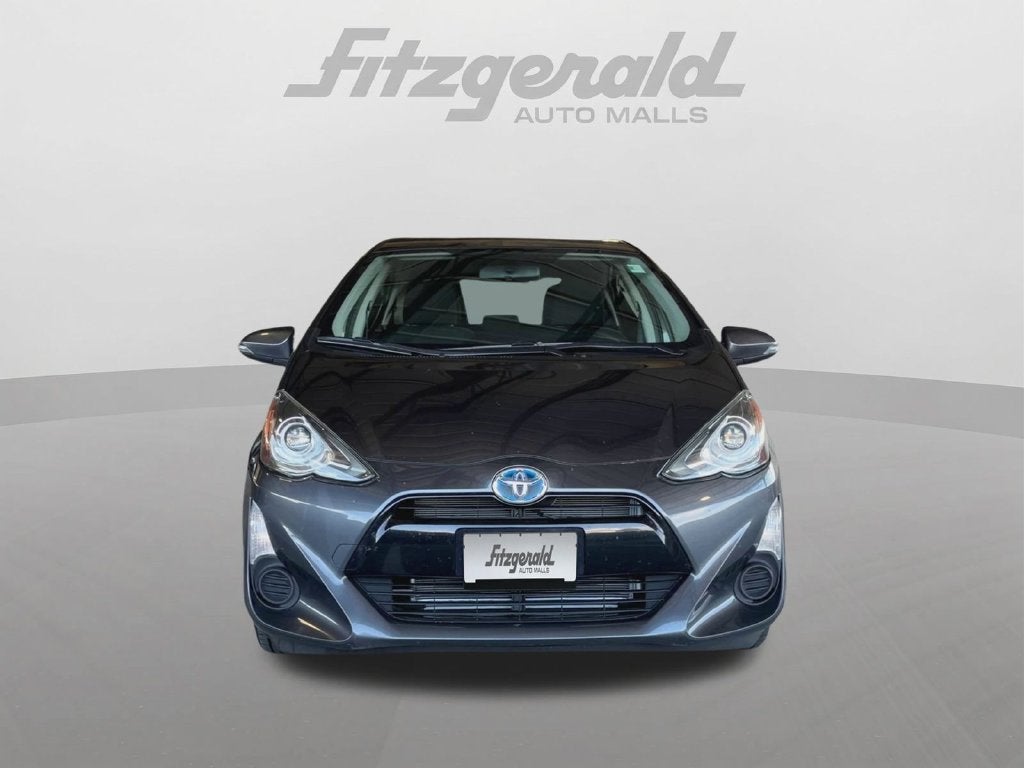2015 Toyota PRIUS c Two