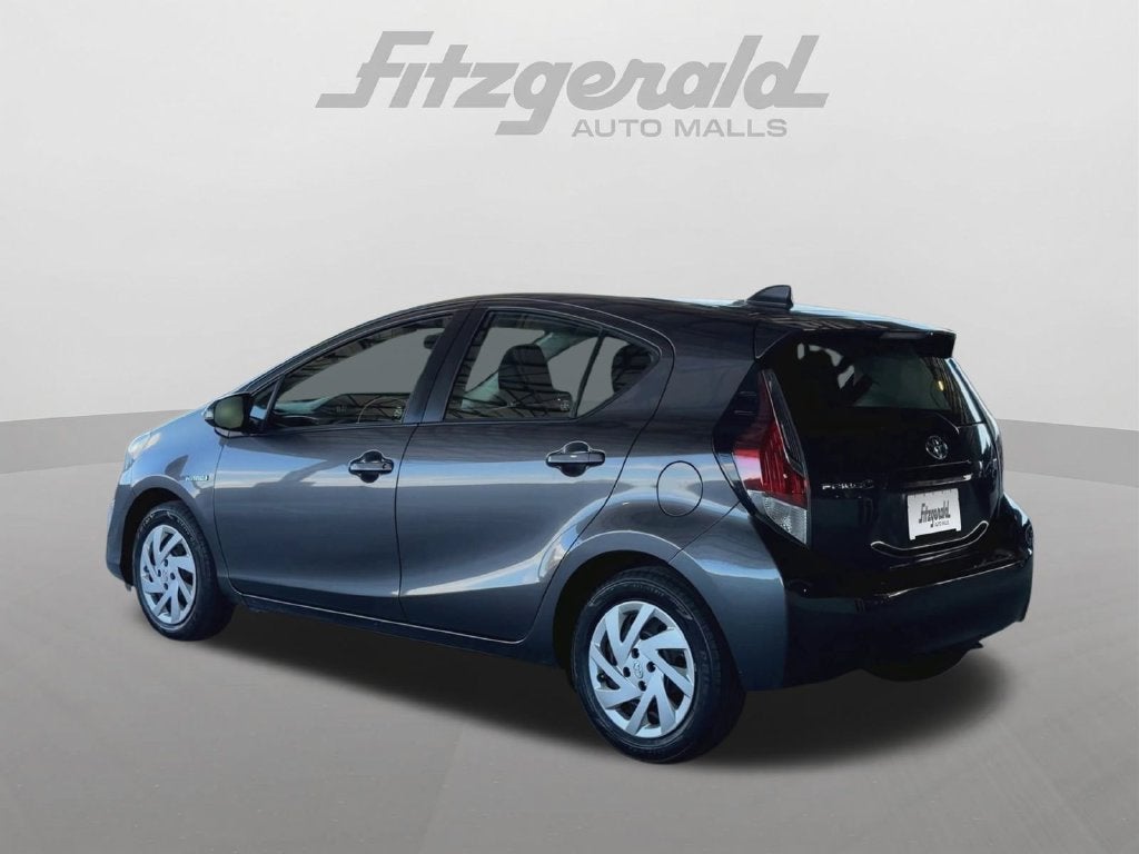 2015 Toyota PRIUS c Two