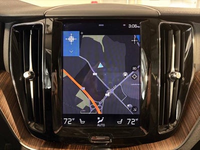 2021 Volvo XC60 T5 Momentum