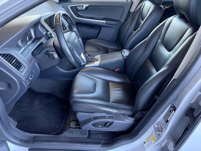 2015 Volvo XC60 T5 Premier Plus