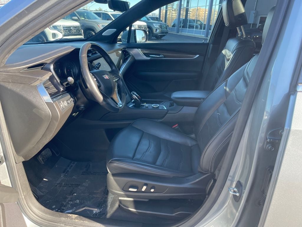 2023 Cadillac XT6 Premium Luxury