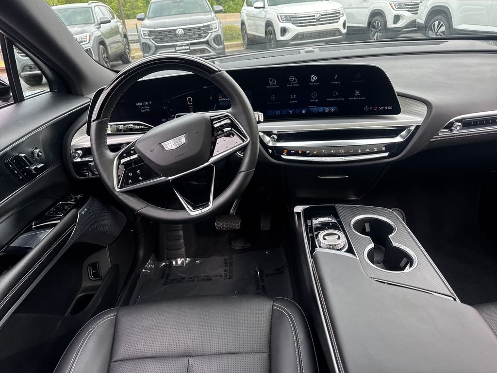 2025 Cadillac LYRIQ Luxury