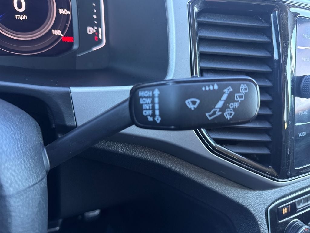 2022 Volkswagen Atlas 3.6L V6 SEL Premium R-Line