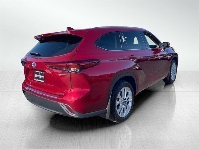 2022 Toyota Highlander Hybrid Limited