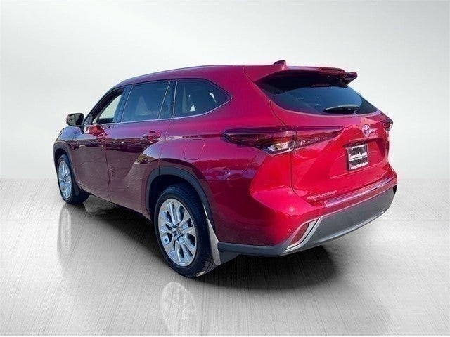 2022 Toyota Highlander Hybrid Limited