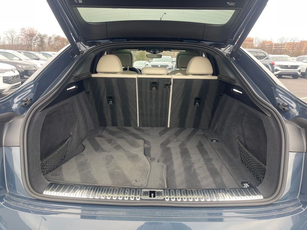 2024 Audi Q8 Sportback e-tron Premium Plus S line quattro