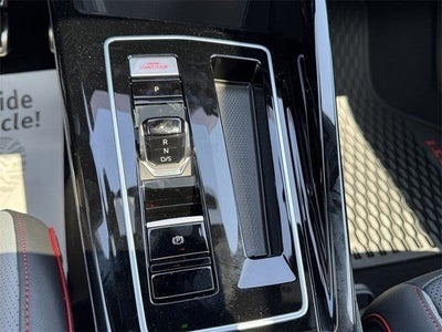 2025 Volkswagen Golf GTI 2.0T SE