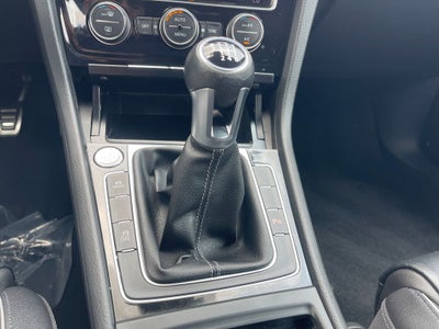 2018 Volkswagen Golf R DCC & Navigation 4Motion