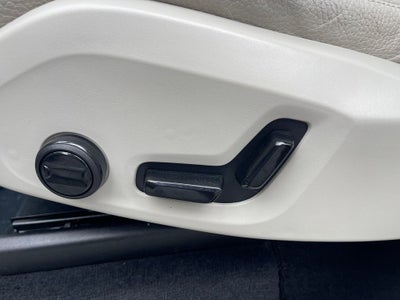 2023 Volvo XC90 Recharge Plug-In Hybrid T8 Plus Bright Theme 7 Passenger