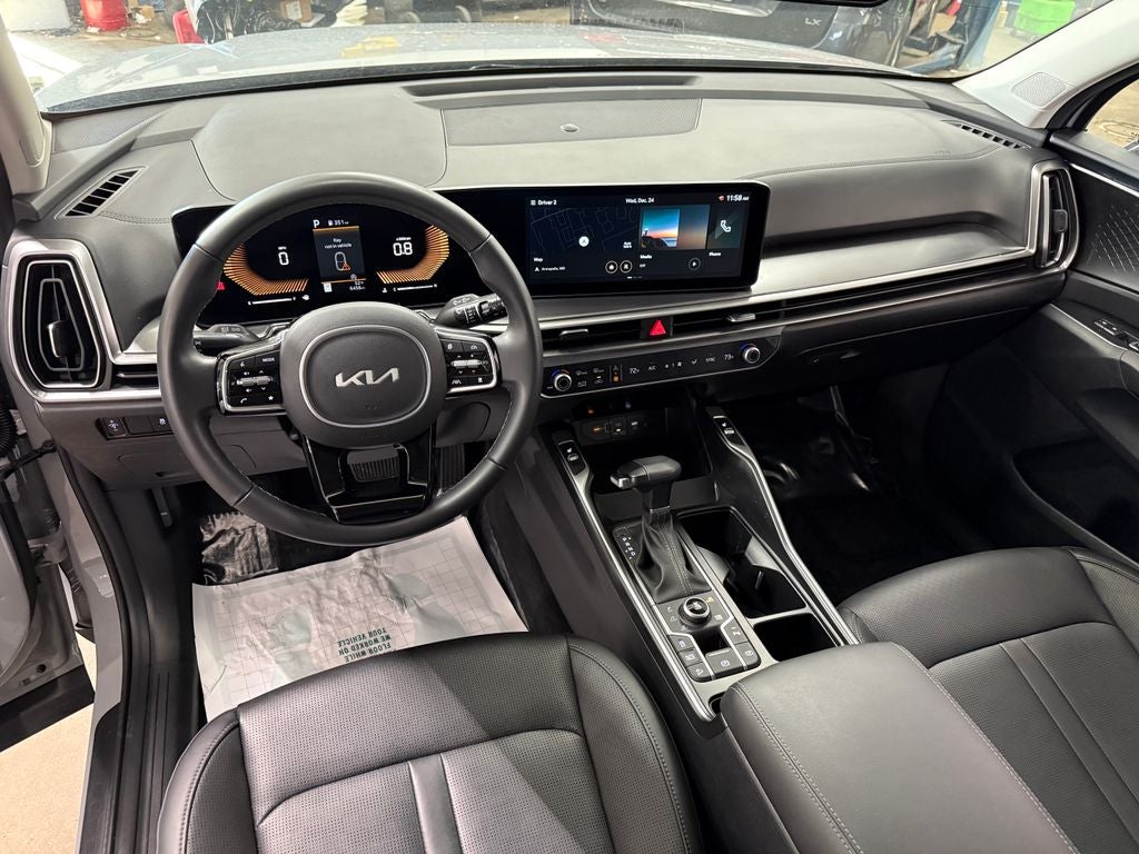 2025 Kia Sorento S