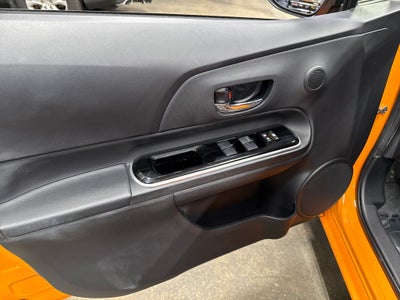 2016 Toyota Prius c Two